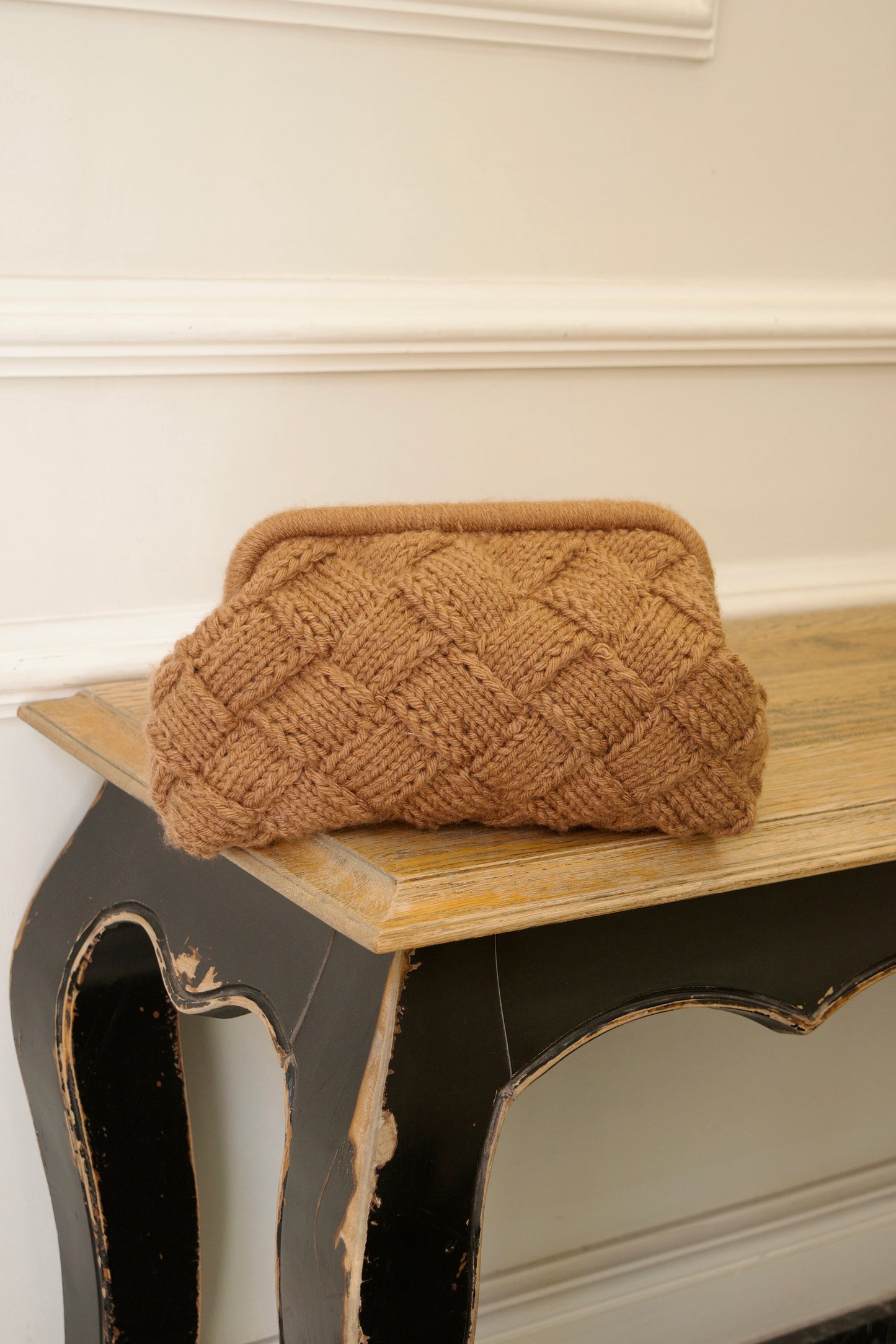 BROWN WOOL POUCH BAG